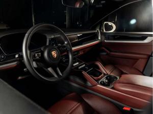 Miniature 13 Porsche Cayenne  2024