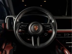 Miniature 27 Porsche Cayenne  2024