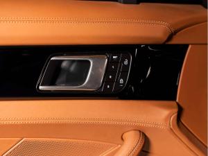 Miniature 26 Porsche Panamera 2023 Panamera 4 Platinum Edition - CPO 2023