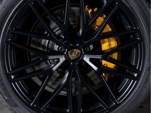 Miniature 12 Porsche Macan 2026 Macan GTS - PTS Gulf Blue 2026