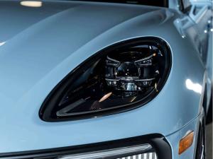 Miniature 16 Porsche Macan 2026 Macan GTS - PTS Gulf Blue 2026