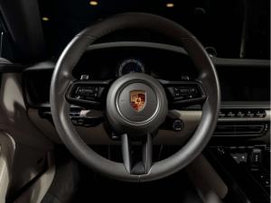 Miniature 26 Porsche 911 2022 911 Targa 4S - CPO 2022