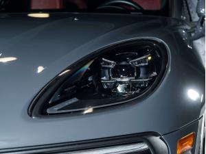 Miniature 18 Porsche Macan Gts 2024