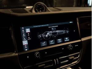 Miniature 29 Porsche Macan Gts 2024