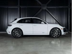Miniature 10 Porsche Macan Gts 2024