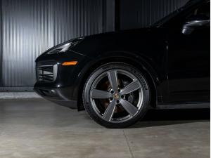 Miniature 13 Porsche Cayenne 2023 Cayenne Coupe PE - CPO 2023