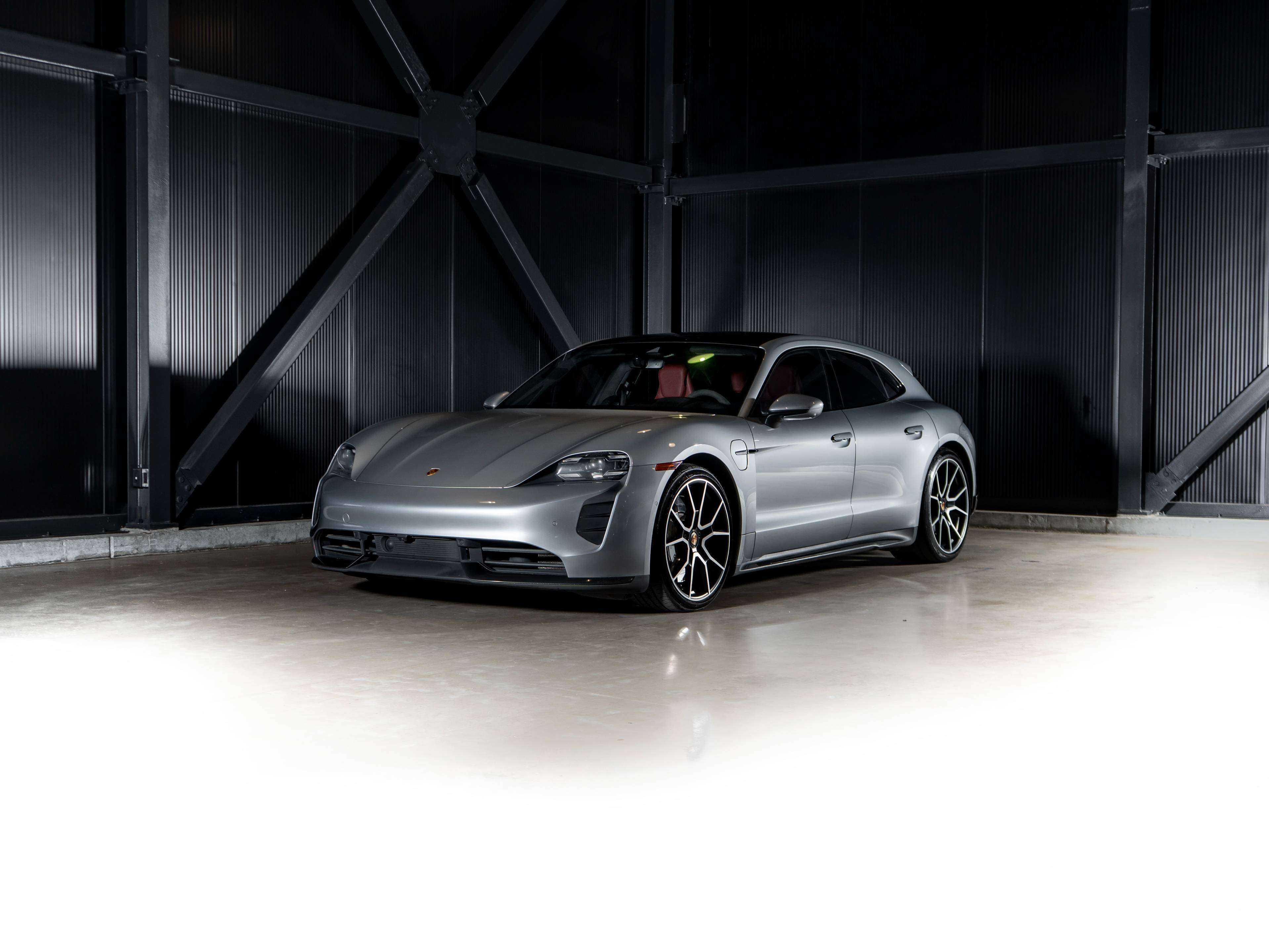 Image 1 Porsche Taycan 2024 Taycan GTS Sport Turismo - CPO 2024