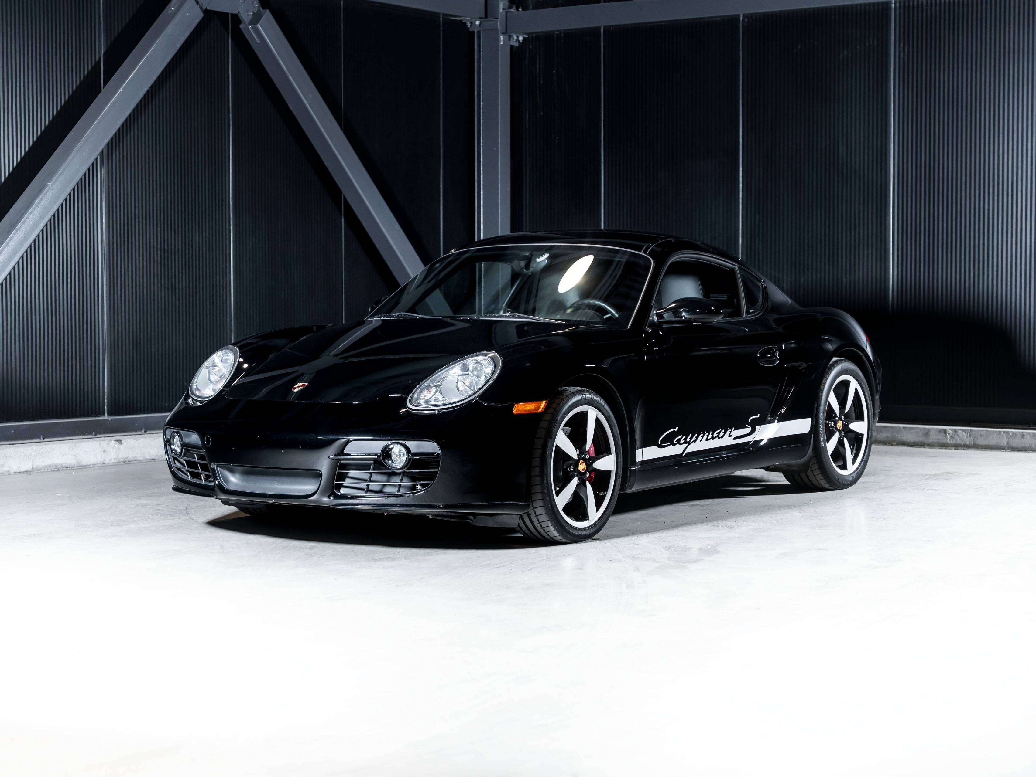 Image 1 Porsche Cayman 2008 Cayman S - Manual Transmission 2008