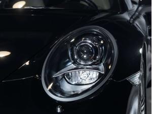Miniature 19 Porsche 911 2014 911 Turbo - CPO until 07-08-2027 2014