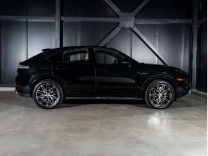 Thumbnail 10 Porsche Cayenne 2026 Cayenne Coupe e-Hybrid - CPO 2026