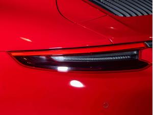 Miniature 20 Porsche 911 2018 911 Carrera GTS - CPO - PDK 2018