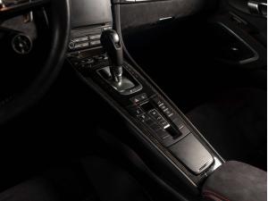 Miniature 25 Porsche 911 2018 911 Carrera GTS - CPO - PDK 2018