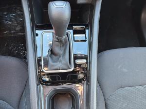 Miniature 17 Jeep Compass Sport 2026