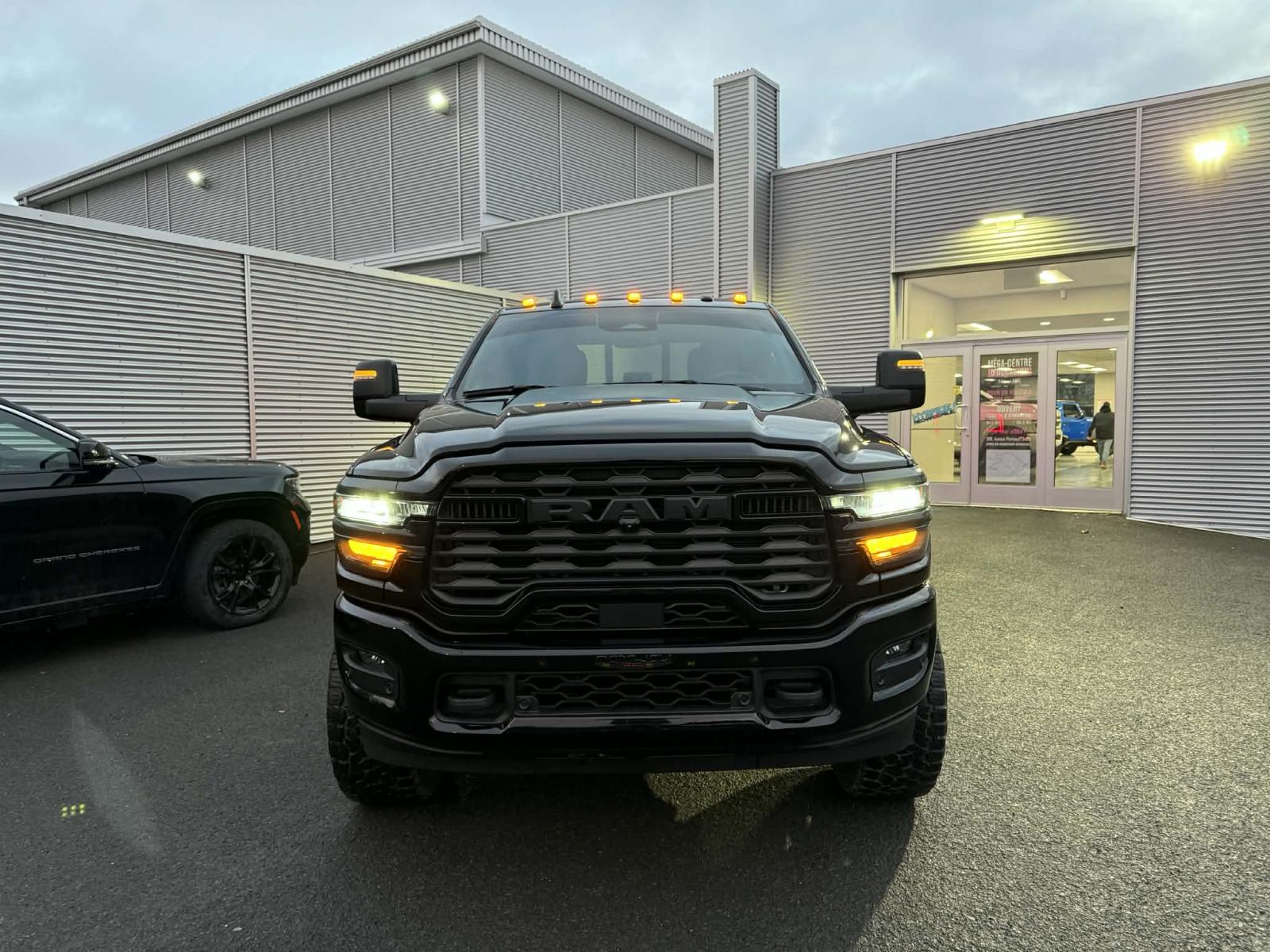 RAM 3500 Big Horn 2025 — photo 8