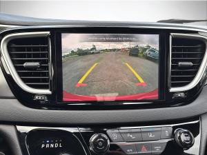 Miniature 19 Chrysler Grand Caravan SXT 2026