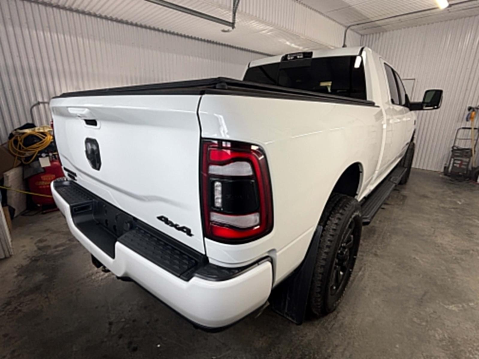 RAM 3500 Laramie 2024 — photo 4