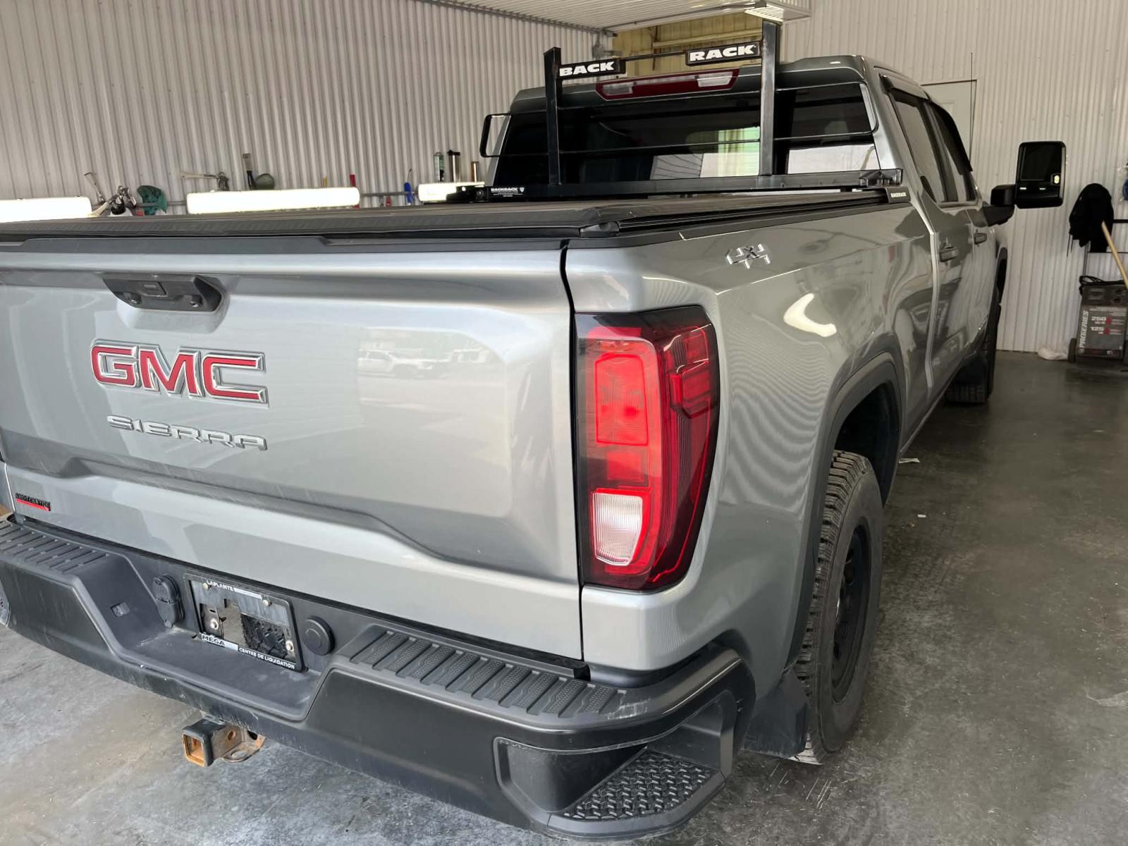 GMC Sierra K1500 Base 2023 — photo 4