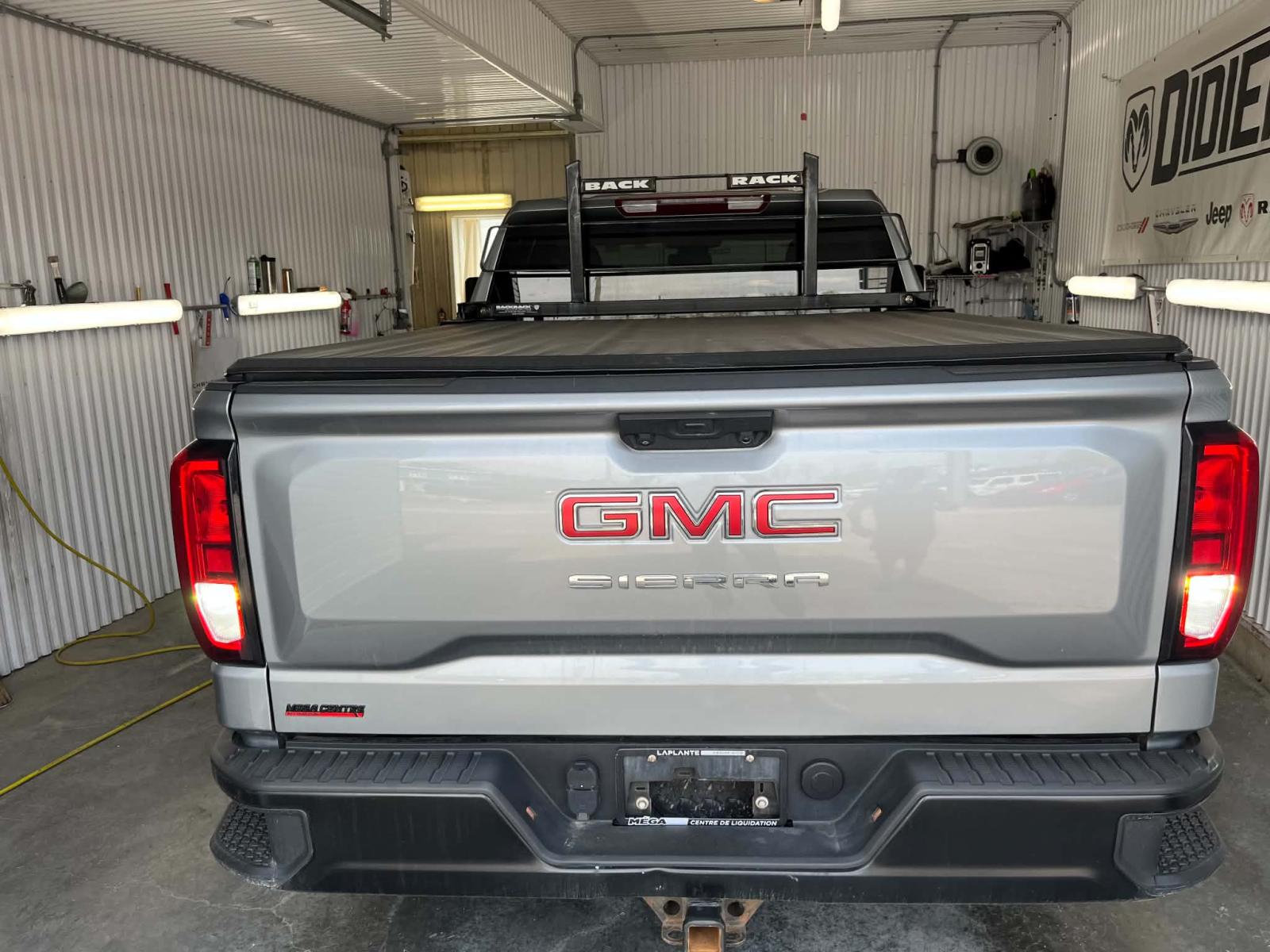 GMC Sierra K1500 Base 2023 — photo 5