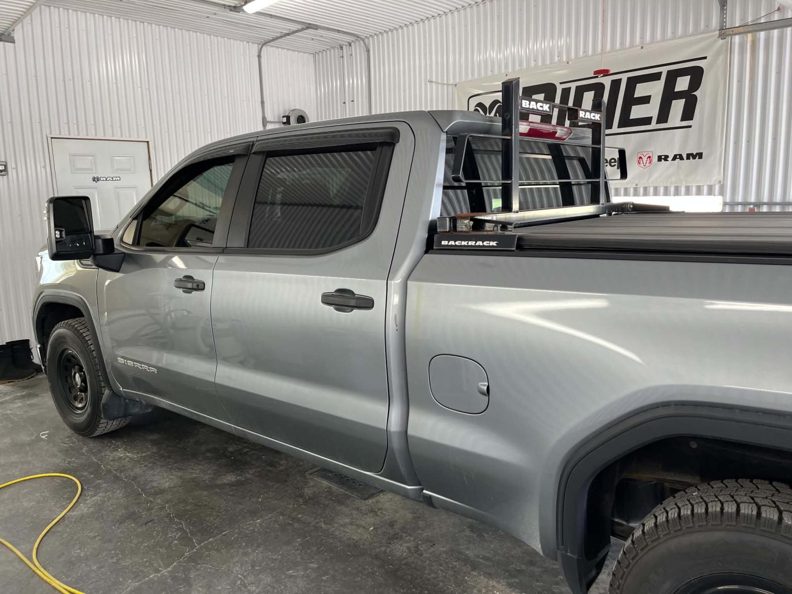 GMC Sierra K1500 Base 2023 — photo 6