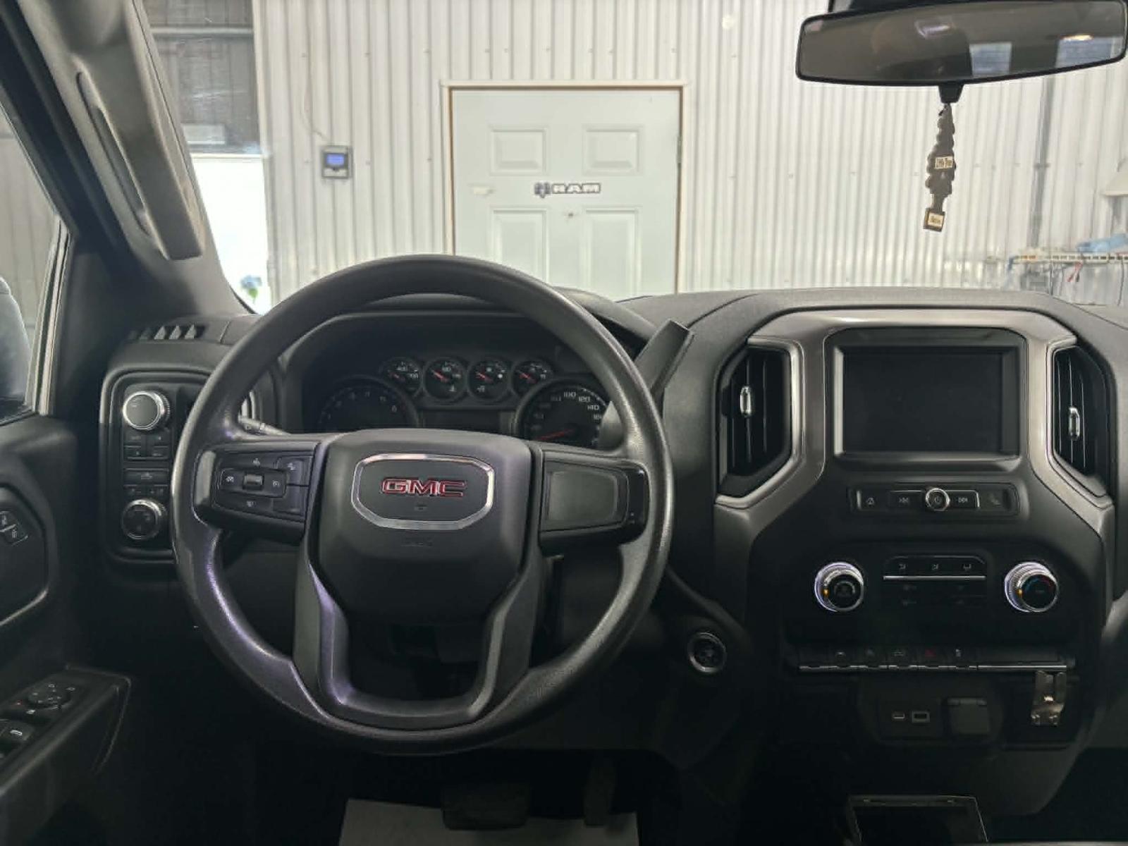 GMC Sierra 1500 Base 2022 — photo 6
