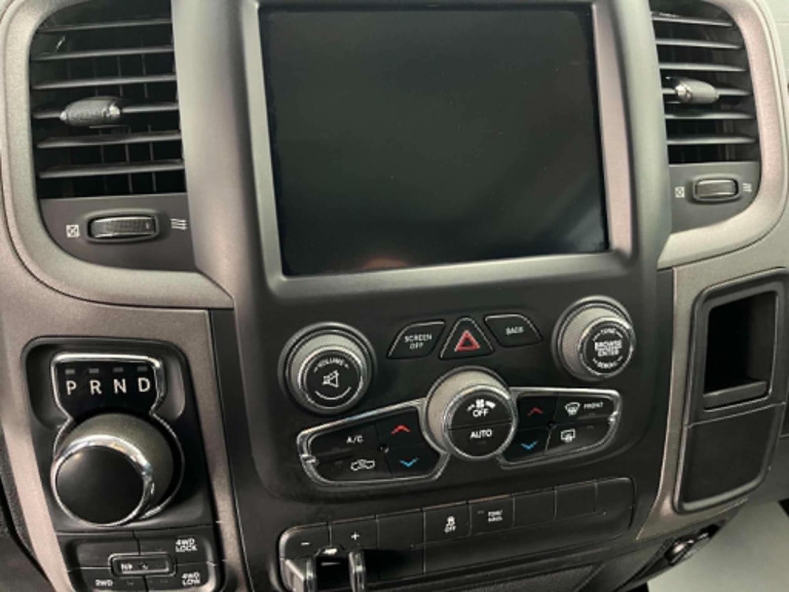 Dodge 1500 Classic 1500 Express 2019 — photo 8