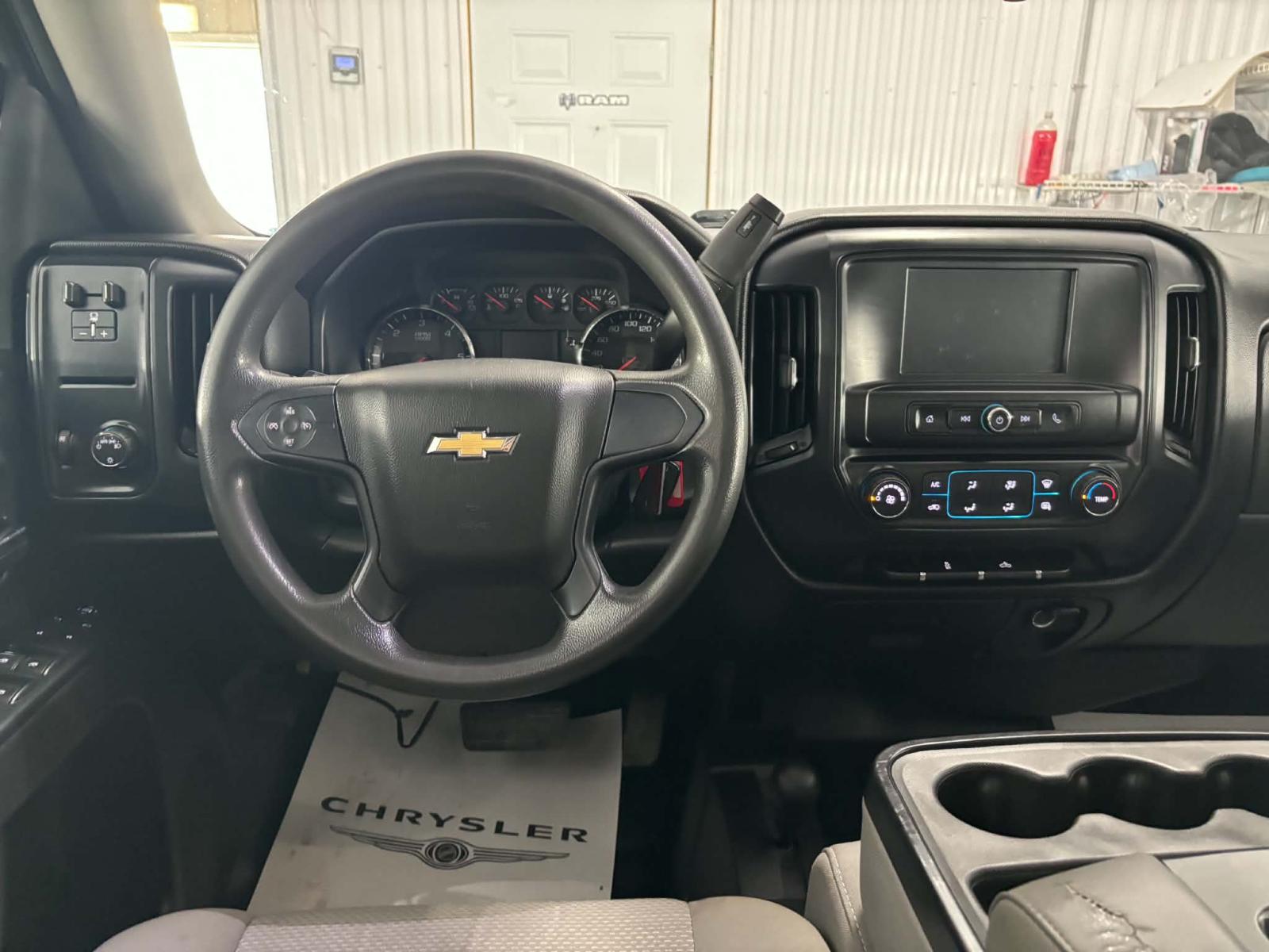 Chevrolet Silverado Noir 2017 — photo 6