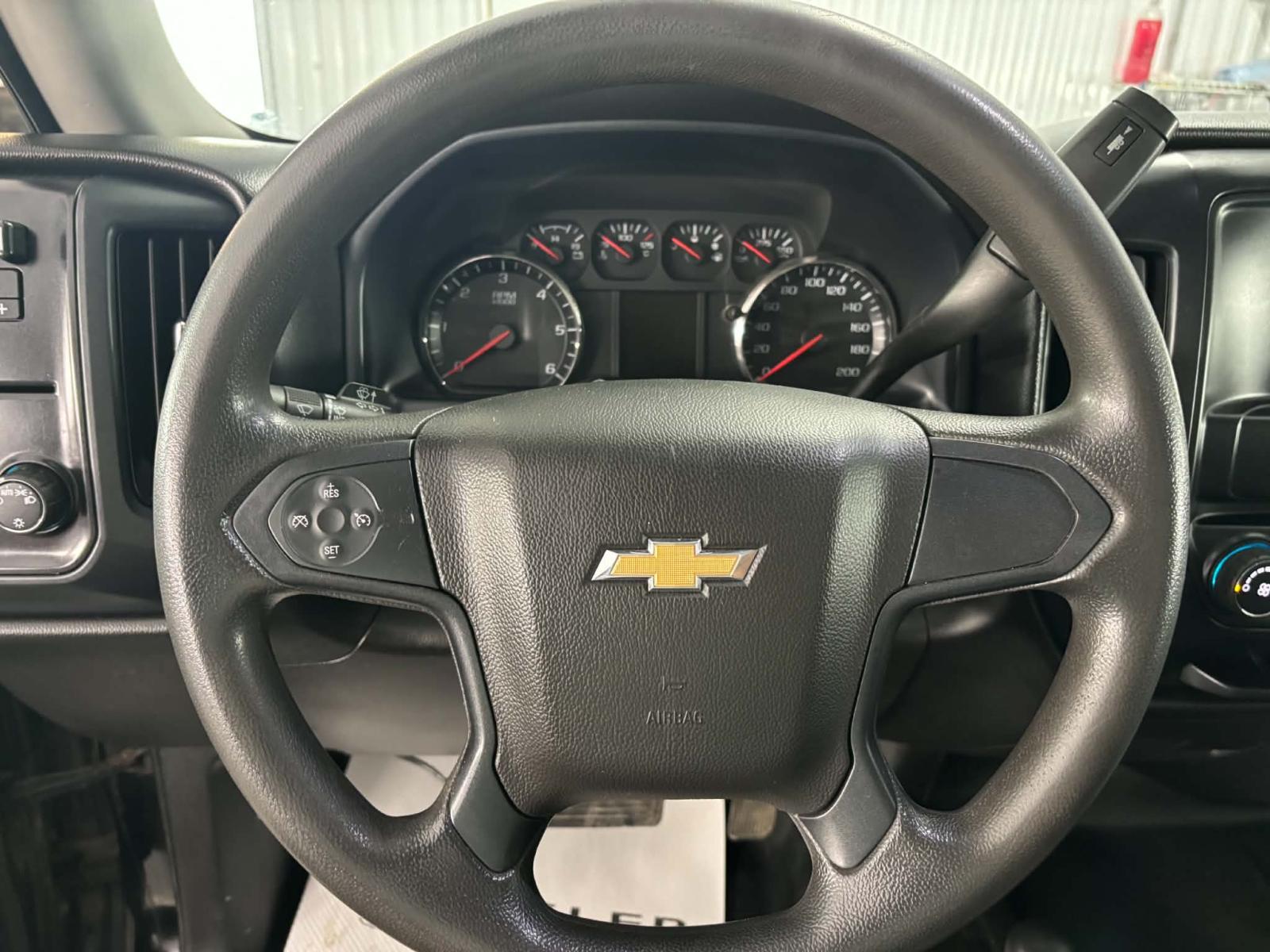 Chevrolet Silverado Noir 2017 — photo 7