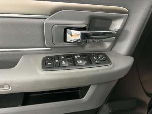 Miniature 9 RAM 1500 Classic Warlock 2019