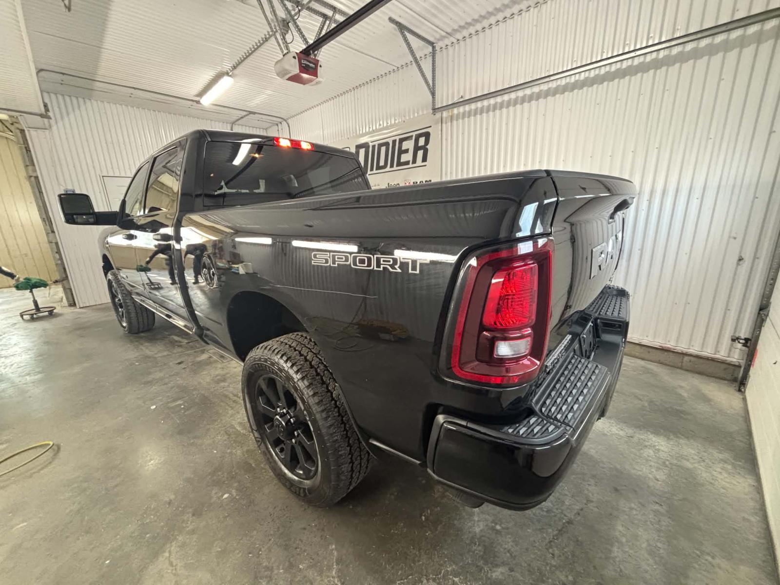 RAM 2500 Big Horn 2025 — photo 4