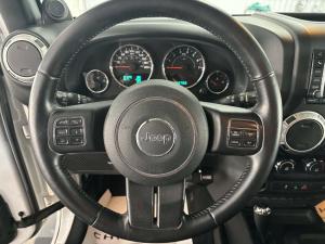 Thumbnail 7 Jeep Wrangler Unlimited Sahara 2014