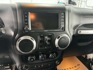 Thumbnail 13 Jeep Wrangler Unlimited Sahara 2014