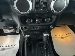 Thumbnail 12 Jeep Wrangler Unlimited Sahara 2014