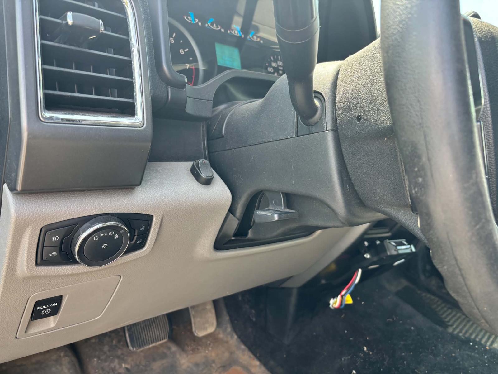 Ford Super XLT 2015 — photo 6
