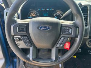 Miniature 7 Ford F150 XLT 2015