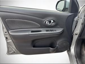 Miniature 13 Nissan Micra SV 2015