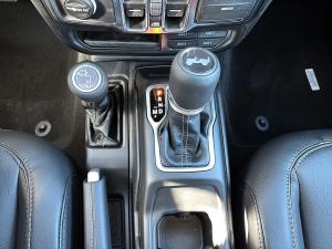 Miniature 16 Jeep Wrangler 4 Door Sahara 2026