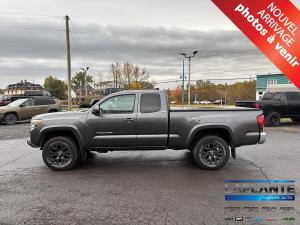 Thumbnail 5 Toyota Tacoma SR5 2019