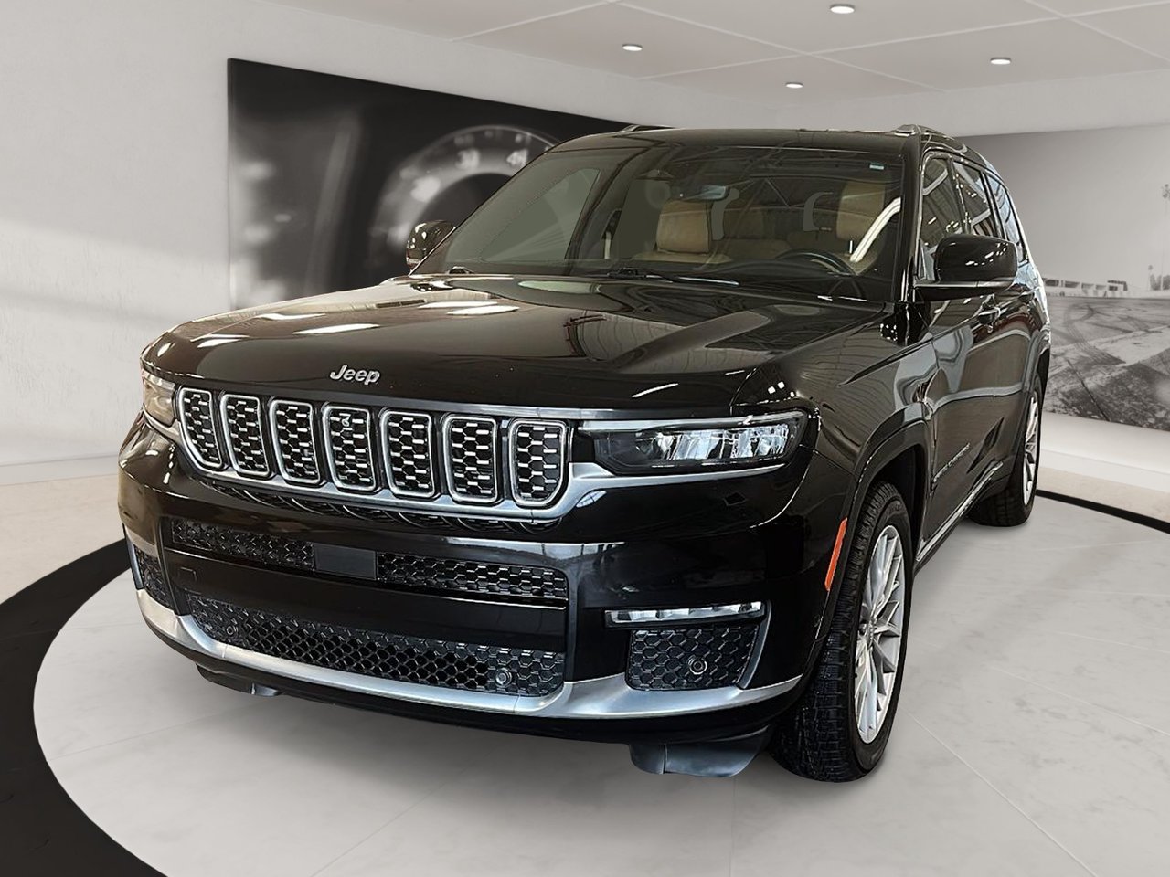 Image 1 Jeep Grand Cherokee L Summit 4X4 2023