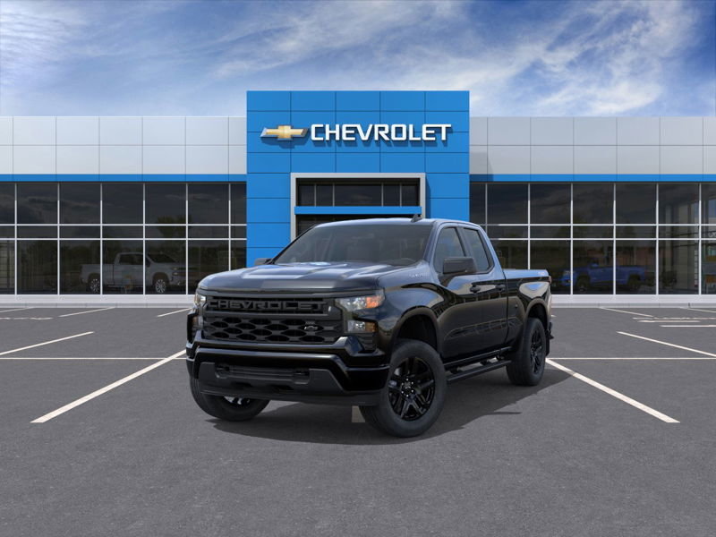 Image 1 Chevrolet Silverado Custom 2026