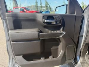 Miniature 8 GMC 1500 AT4 cabine multiplace 4RM 157 po 2022