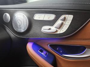 Miniature 16 Mercedes-Benz C-Class Amg C 43 2022