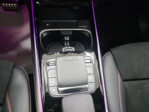 Miniature 17 Mercedes-Benz GLA Gla 250 2021