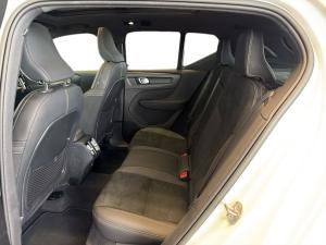 Miniature 10 Volvo XC40 Plus Dark Theme Toit panoramique, Navigation... 2023