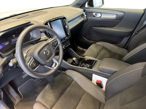 Miniature 13 Volvo XC40 Plus Dark Theme Toit panoramique, Navigation... 2023
