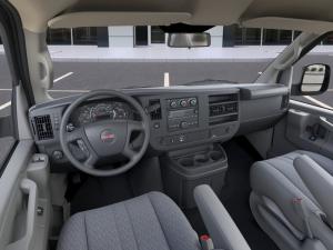 Miniature 5 GMC Savana Cutaway 139¨ 2026