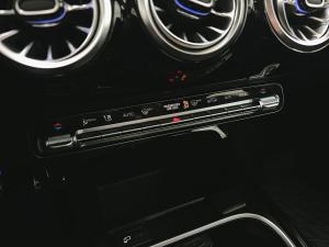 Miniature 16 Mercedes-Benz A-Class A 220 2022