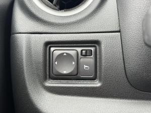 Miniature 19 Nissan Micra Sv 2015