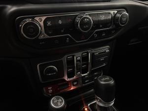 Miniature 13 Jeep Wrangler 4XE Unlimited Rubicon 2021