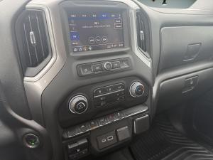 Miniature 15 Chevrolet Silverado 1500 Custom 2.7L 4X4 2023