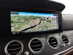 Miniature 14 Mercedes-Benz E-Class E 400 2017